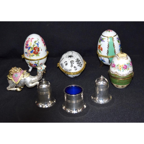 3132 - Collection of Ceramic eggs, salt set etc  qty