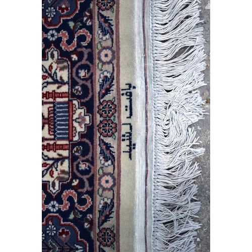 3146 - A Persian rug. 220cm x 139cm