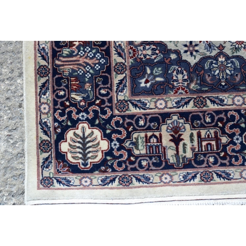 3146 - A Persian rug. 220cm x 139cm