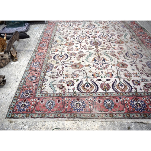 3150 - A Zeigler Rug.  335cm x 250cm