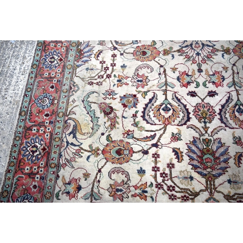 3150 - A Zeigler Rug.  335cm x 250cm