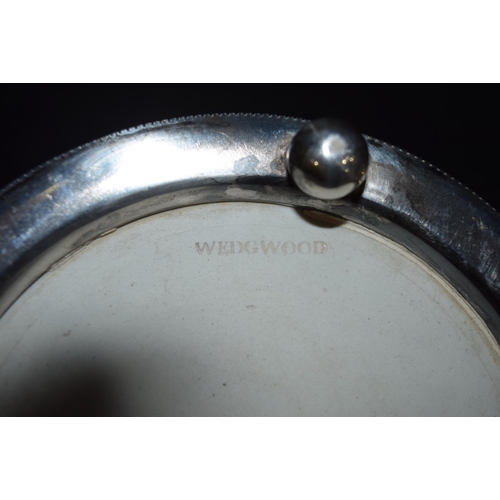 3174 - Wedgewood biscuit barrel