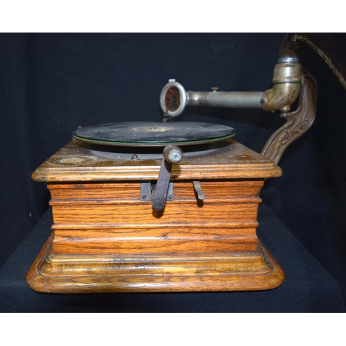 3183 - Pre War concert sound box Gramophone