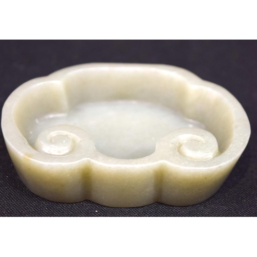 3209 - Small Indian jade dish.  7.5 x 6 cm