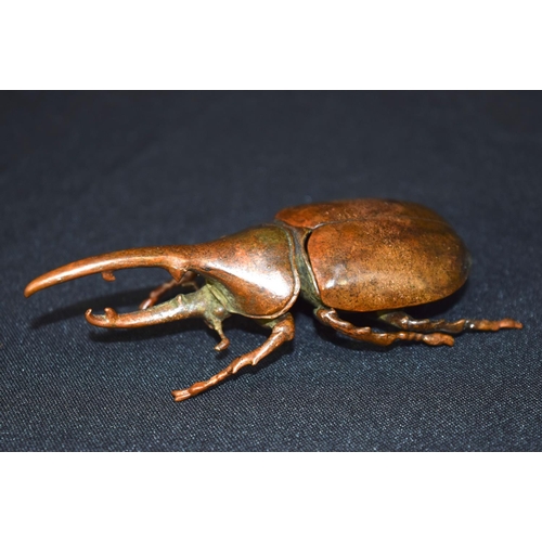 3259 - A small bronze Japanese stag beetle