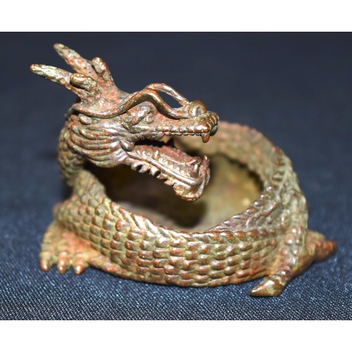 3272 - A small bronze Japanese  dragon pot 6 cm