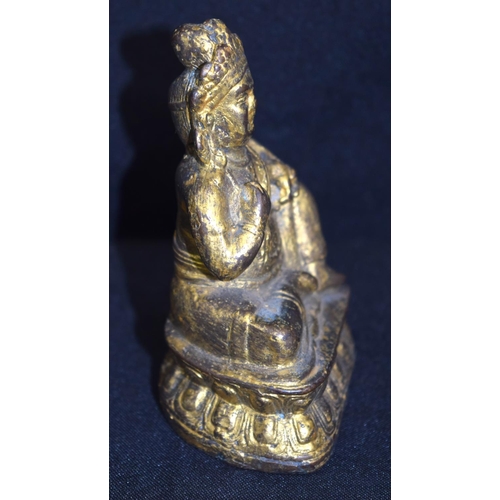 3273 - A Tibetan metal Gilt statue 10cm