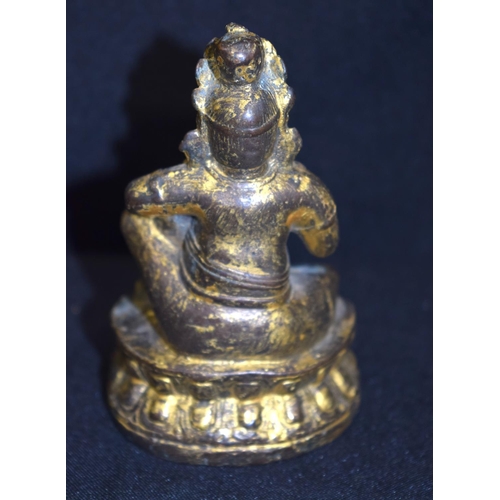 3273 - A Tibetan metal Gilt statue 10cm