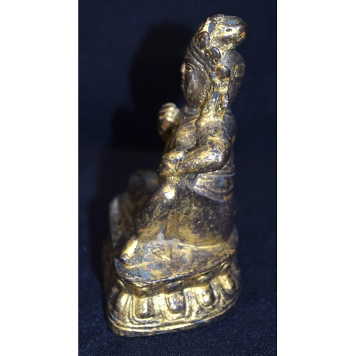 3273 - A Tibetan metal Gilt statue 10cm