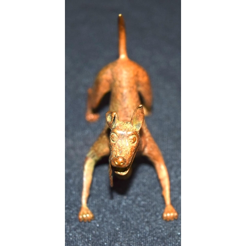 3290 - A small Japanese bronze dog 7cm