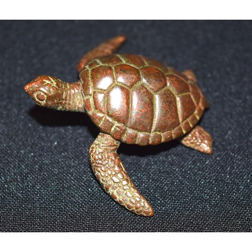 3324 - A small bronze Japanese  turtle 6 cm