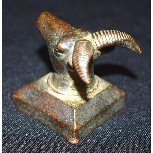 3340 - A small Chinese  bronze Rams head  seal  3 x 4cm