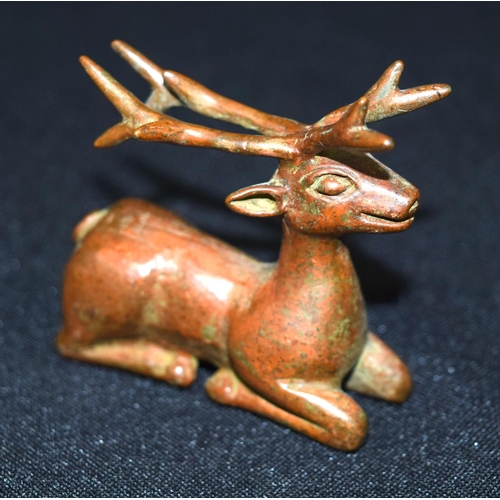 3357 - A small Japanese  bronze deer 5cm