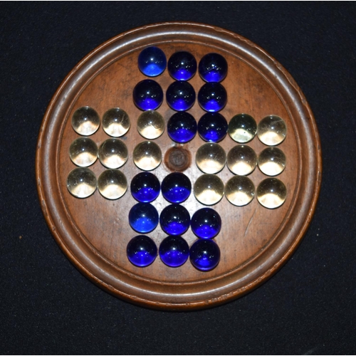 3391 - A Victorian small Solitaire board with marbles