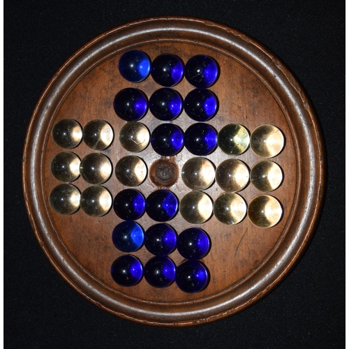 3391 - A Victorian small Solitaire board with marbles