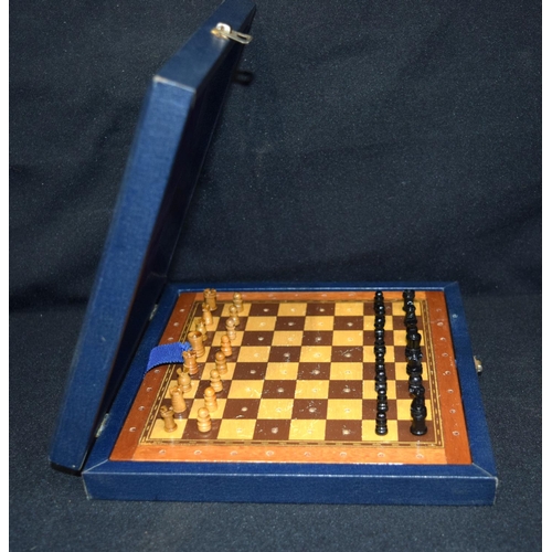 3392 - Jaques of London boxed Travelling chess set