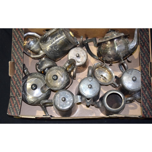 3419 - A collection of silver plate coffee and Tea pots