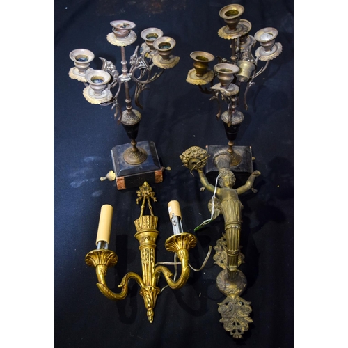 3472 - A quantity of brass/bronze light fittings