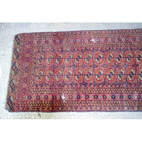 3158 - Tekke Turkman long rug.  220cm x 116cm