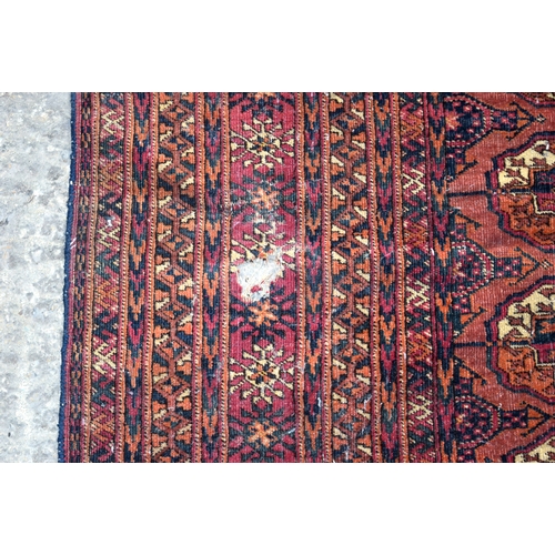 3158 - Tekke Turkman long rug.  220cm x 116cm