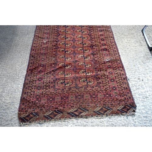 3158 - Tekke Turkman long rug.  220cm x 116cm