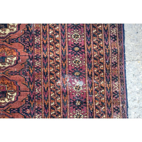 3158 - Tekke Turkman long rug.  220cm x 116cm