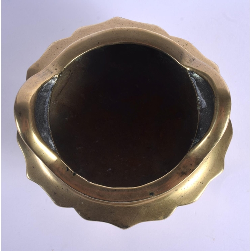 1517 - A 19TH CENTURY CHINESE TWIN HANDLED BRONZE CENSER Qing, of plain form. 547 grams. 10.5 cm wide, inte... 