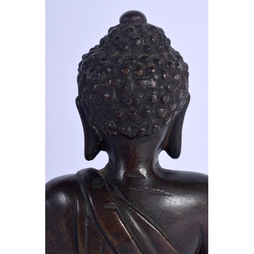 1531 - A LOVELY 16TH/17TH CENTURY CHINESE TIBETAN LACQUERED BRONZE FIGURE OF THE BHAISAJYAGURU BUDDHA Pala ... 