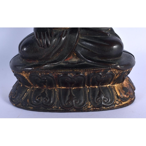 1531 - A LOVELY 16TH/17TH CENTURY CHINESE TIBETAN LACQUERED BRONZE FIGURE OF THE BHAISAJYAGURU BUDDHA Pala ... 