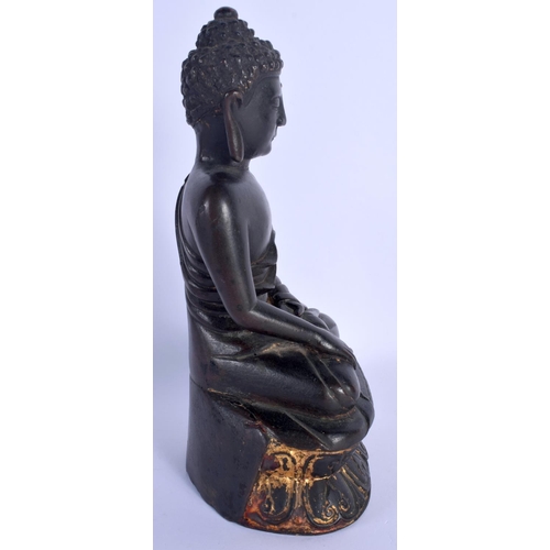 1531 - A LOVELY 16TH/17TH CENTURY CHINESE TIBETAN LACQUERED BRONZE FIGURE OF THE BHAISAJYAGURU BUDDHA Pala ... 