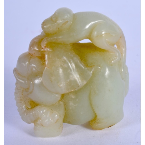 1634 - AN EARLY 20TH CENTURY CHINESE CARVED GREEN JADE ELEPHANT Late Qing. 5 cm x 5.5 cm.