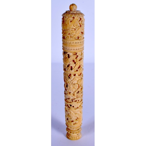 1676 - A 19TH CENTURY CHINESE CANTON IVORY NEEDLE CASE AND COVER Qing. 14 cm long.