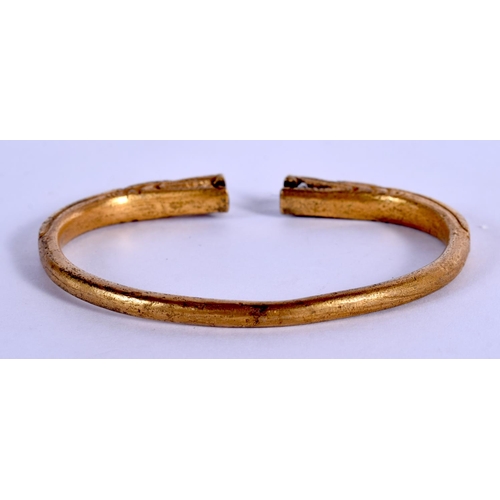 1683 - AN 18TH CENTURY CHINESE GILT BRONZE SNAKE BANGLE Qing. 7.5 cm wide.