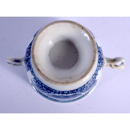 1700 - AN 18TH CENTURY CHINESE EXPORT BLUE AND WHITE CHOCOLATE CUP Qianlong. 10 cm wide.