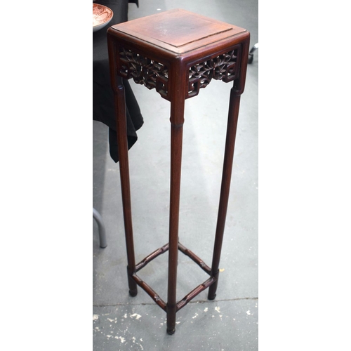 2181 - A 19TH CENTURY CHINESE HARDWOOD HONGMU NARROW TABLE. 88 cm x 20 cm.