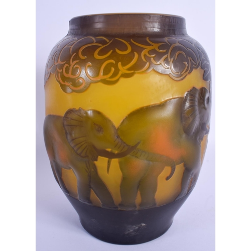 30 - A FRENCH GALLE STYLE CAMEO GLASS VASE decorated with elephants. 21 cm high.