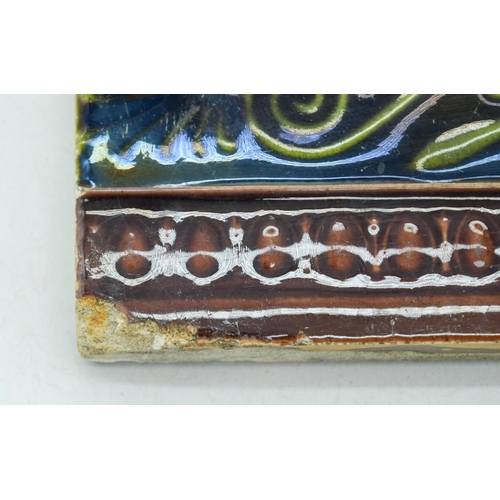 4066 - Six Victorian  Majolica surround tiles 15.5.x 8 cm (6)