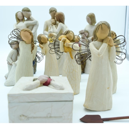 4133 - Collection of Willow tree figures 23cm (12).