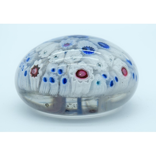 4154 - A Vintage Paperweight   5 cm .