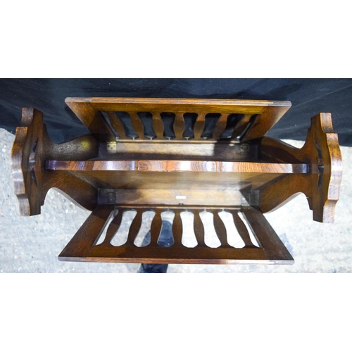 4157 - An Art Deco oak magazine rack 72 x 48 cm.