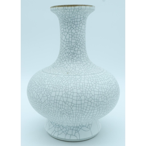 4162 - A large Chinese Crackle glazed vase 27cm.