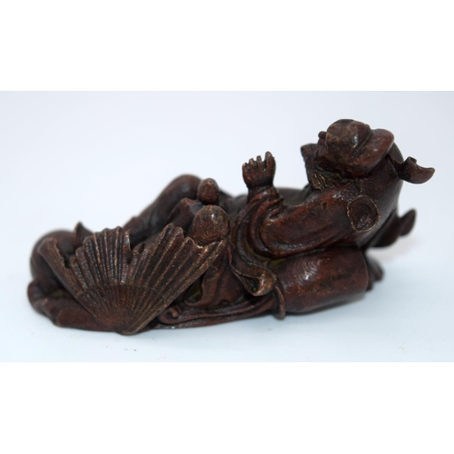 4238 - A Japanese small bronze figure of a male  6cm.