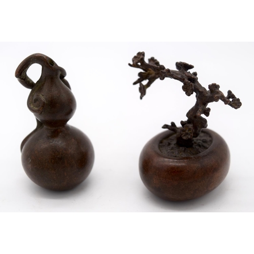 4244 - A Japanese small bronze Bonsai tree and a fruiting pod  6cm (2).