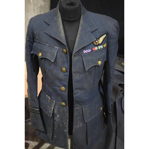 4407 - RAF Flight Lieutenant  Uniform and Greatcoat (3).