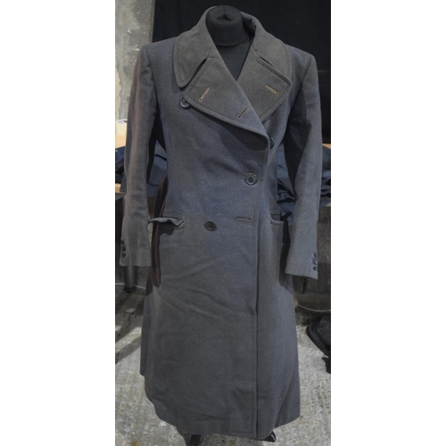 4407 - RAF Flight Lieutenant  Uniform and Greatcoat (3).