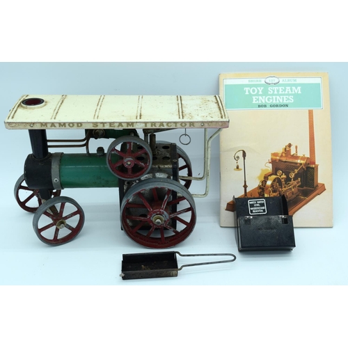 4427 - A vintage Meccano collection and a working model steam engine Qty.