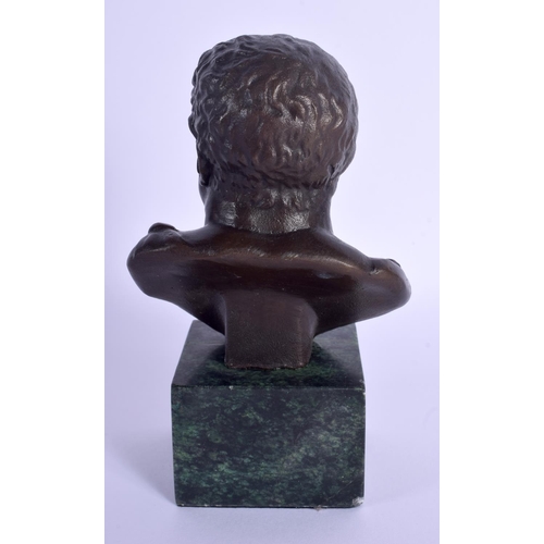 729 - A GRAND TOUR STYLE BRONZE OF A MAN. Bronze 12 cm high.