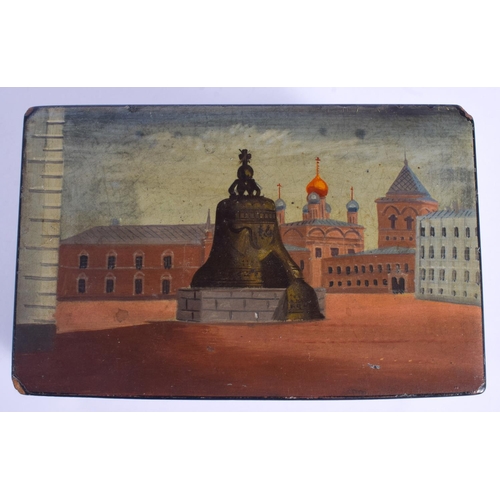 750 - AN ANTIQUE RUSSIAN PAINTED LACQUER BOX painted with a view of a landmark. 15 cm x 11 cm.