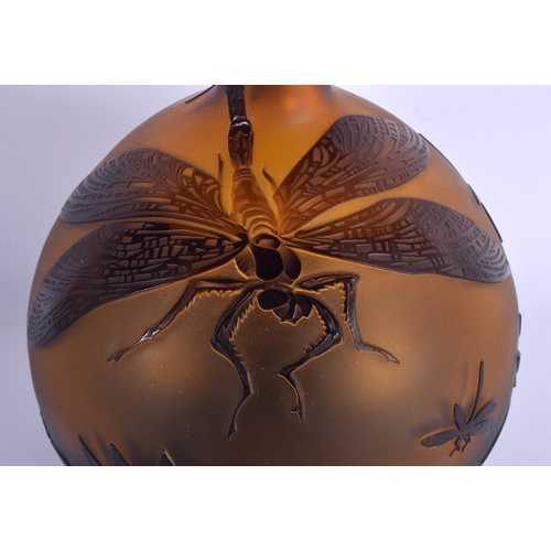 13 - A LARGE ZELENKA CAMEO GLASS VASE decorated with insects. 40 cm high.