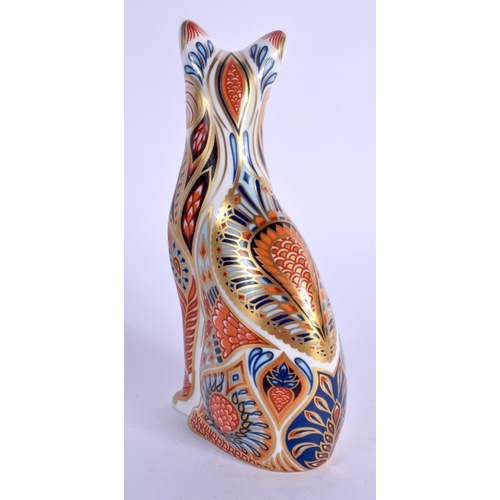 134 - Royal Crown Derby imari paperweight Siamese Cat.  14cm high